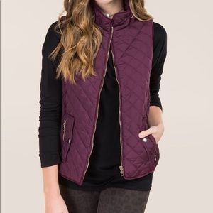 NWT Kiara Snap Collar Quilted Puffer Vest